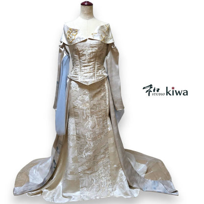 コレクションドレス　　ビスチェ　スカート　セットアップ　袋帯　打掛　白御所車のセットアップドレス